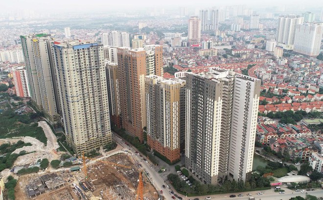 Singaporeans expanding investment into real estate